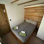 Vista - Private House With 3 Bedrooms & 3 Bathrooms